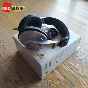 Headphone Behringer HPM1000
