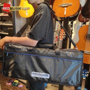RockBoard TRES 3.2 Pedalboard with Gig Bag